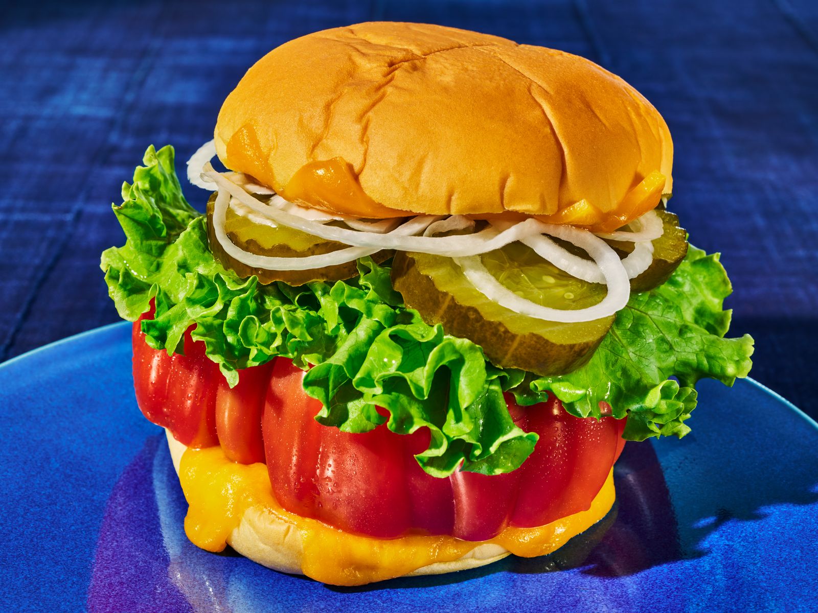 The Easiest Veggie Burger Is a Juicy Slice of Tomato